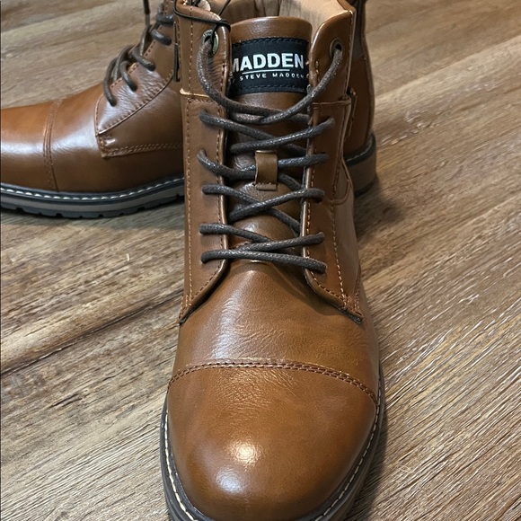 Steve Madden Men's Tan Leather Lace-Up Boots - Picture 13 of 15